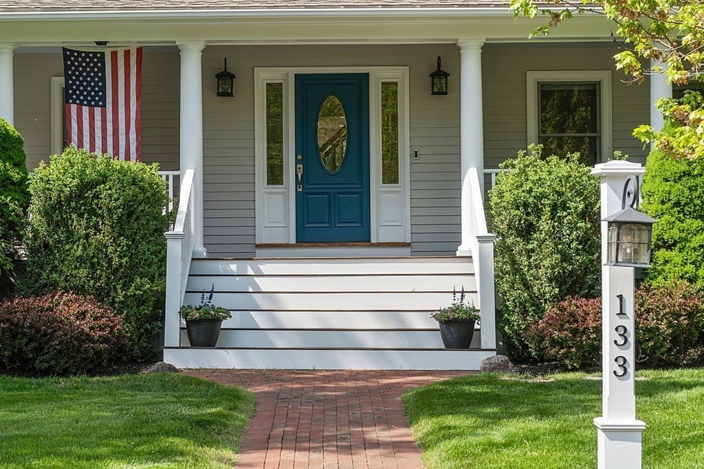 133 Range Road Concord, MA 01742 - Photo 2 of 42 Gallery Image 2