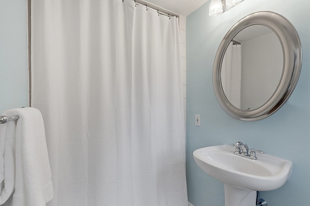 133 Range Road Concord, MA 01742 - Photo 24 of 42 Gallery Image 24