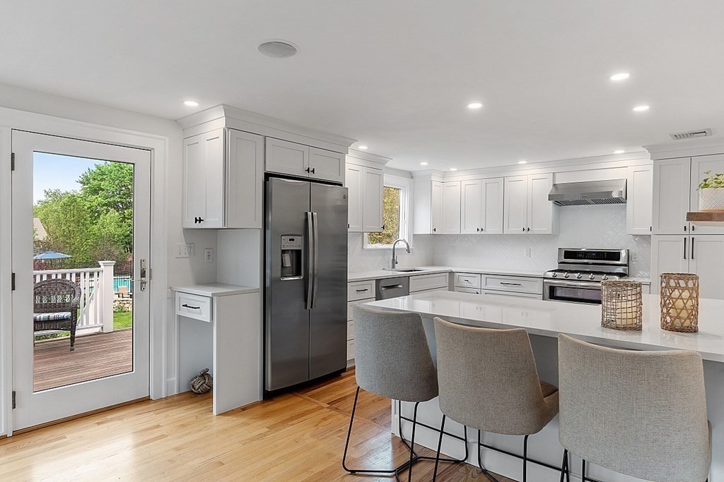 133 Range Road Concord, MA 01742 - Photo 9 of 42 Gallery Image 9