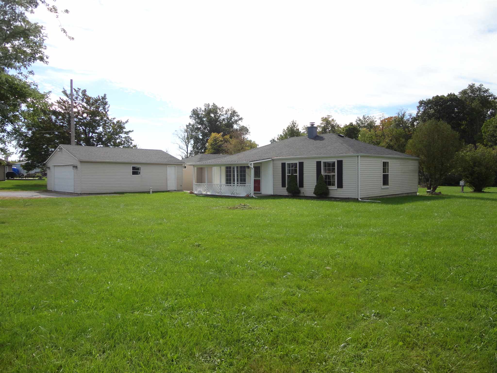 5803 Goshen Road Fort Wayne, IN 46818 - Photo 1 of 29