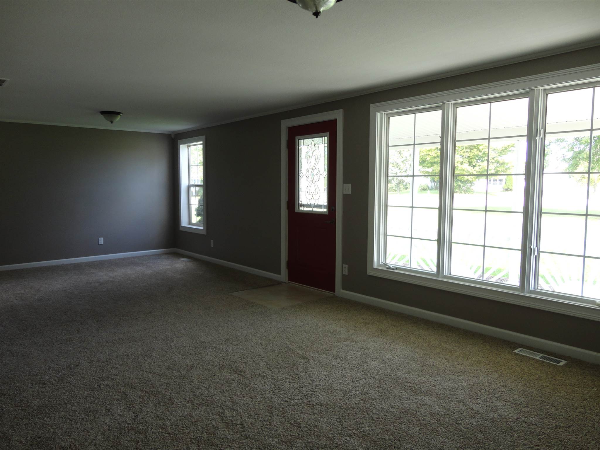 5803 Goshen Road Fort Wayne, IN 46818 - Photo 4 of 29