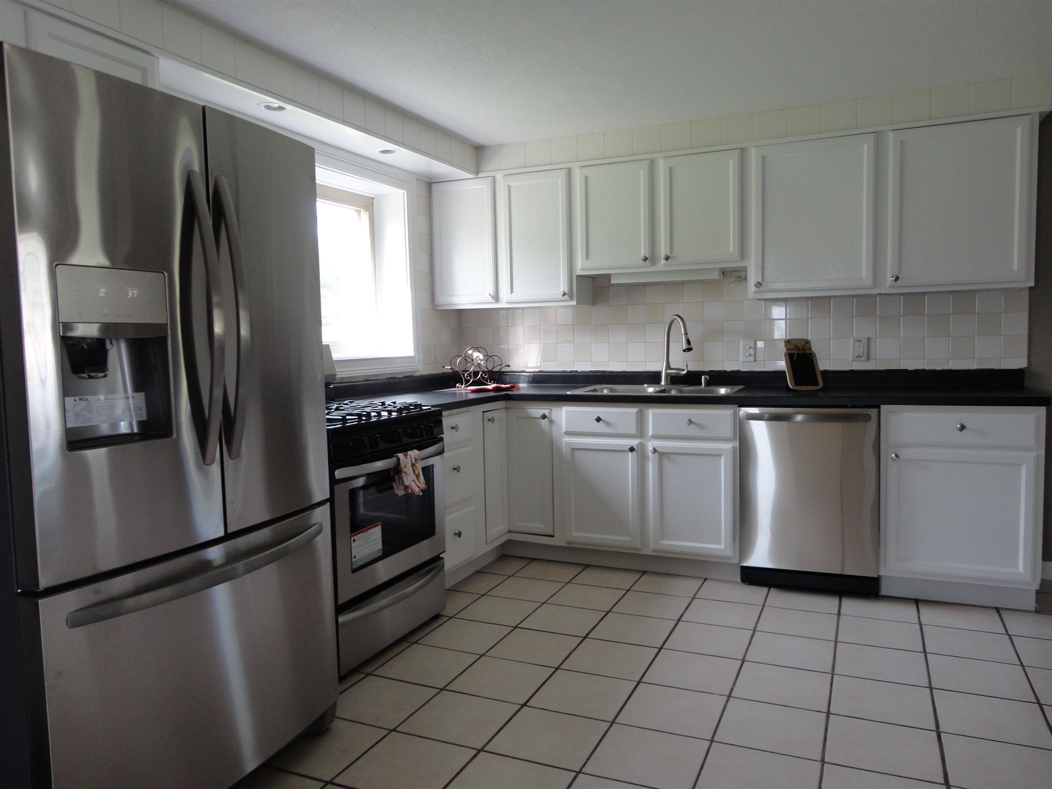 5803 Goshen Road Fort Wayne, IN 46818 - Photo 7 of 29