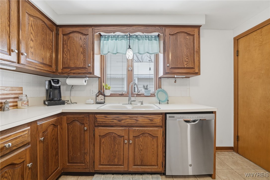 160 Nicholson Street Buffalo, NY 14216 - Photo 14 of 39