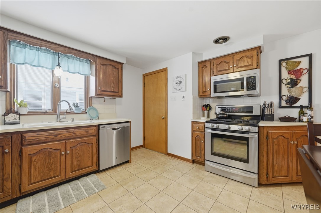 160 Nicholson Street Buffalo, NY 14216 - Photo 15 of 39