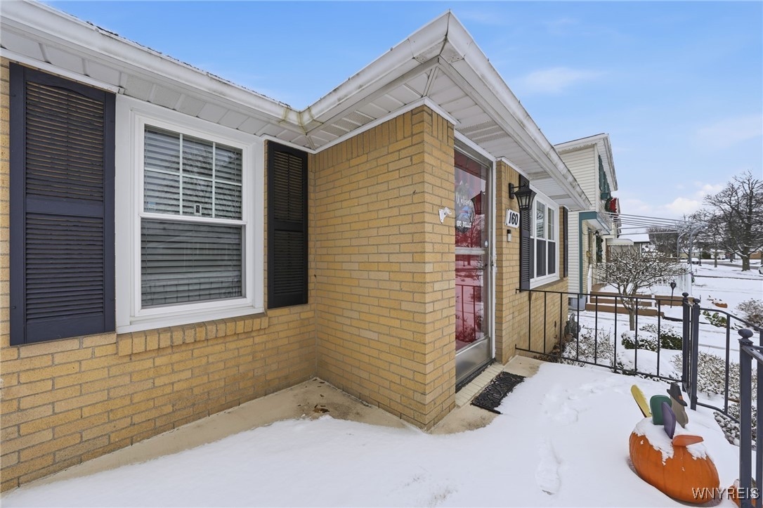 160 Nicholson Street Buffalo, NY 14216 - Photo 4 of 39