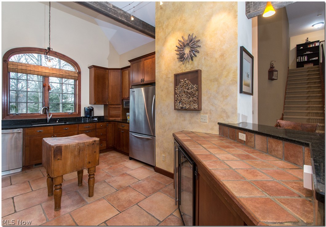31505 Avon Road Avon, OH 44011 - Photo 10 of 35 Gallery Image 10