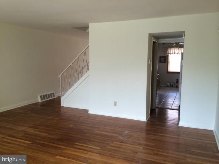 3725 Lankenau Road Philadelphia, PA 19131 - Photo 3 of 11 Gallery Image 3