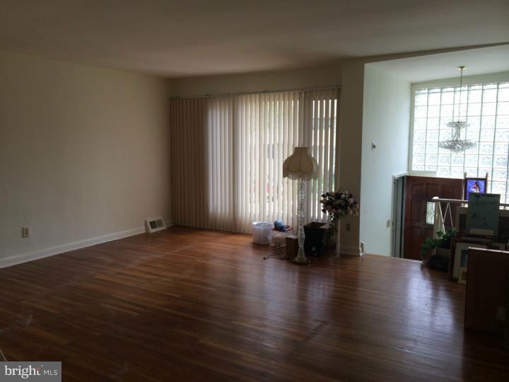 3725 Lankenau Road Philadelphia, PA 19131 - Photo 4 of 11 Gallery Image 4