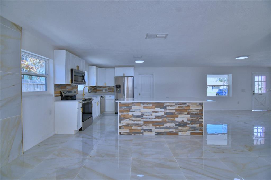 5504 Sedgefield Street Orlando, FL 32808 - Photo 3 of 39