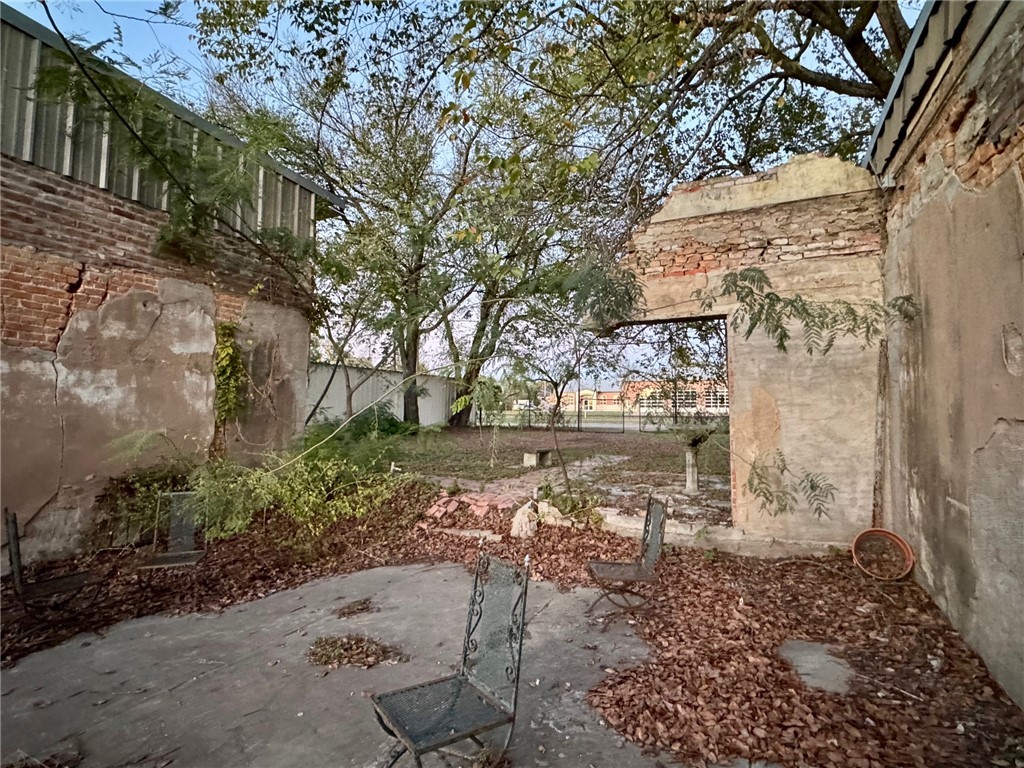 720 South Main Calvert, TX 77837 - Photo 21 of 22 View of yard featuring a patio area