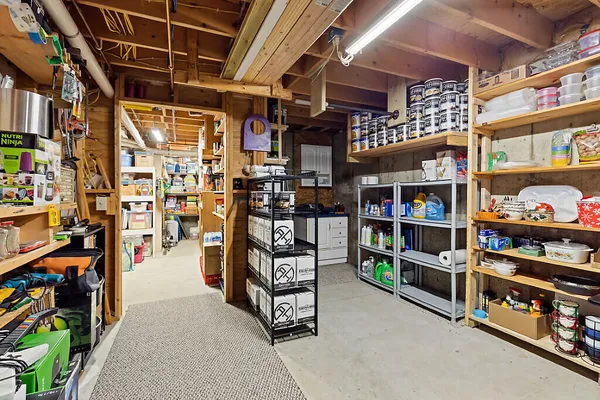 $850,000 | 53 Mathews Avenue, Waterville, ME 04901