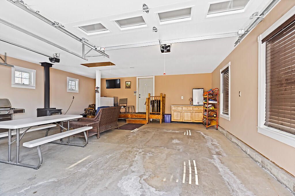 53 Mathews Avenue Waterville, ME 04901 - Photo 68 of 74 88_BP5A4467_DxO_mls