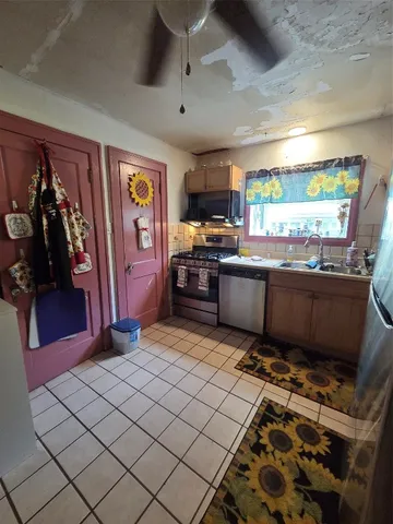 $165,000 | 303 Delaware Avenue, Endicott, NY 13760