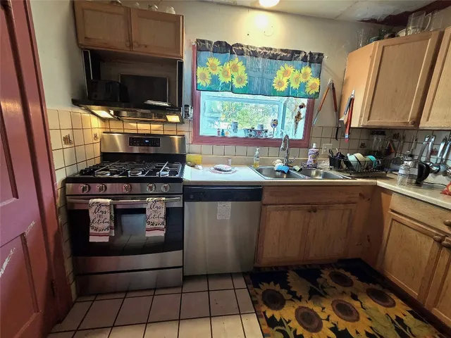 $165,000 | 303 Delaware Avenue, Endicott, NY 13760