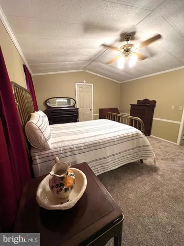 $159,900 | 764 Aspen Circle, Red Hill, PA 18076