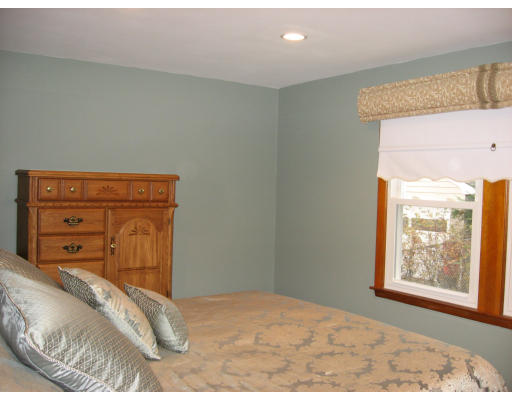 60 Westmoor Road Boston, MA 02132 - Photo 7 of 15 Gallery Image 7