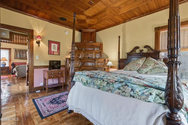 $795,000 | 330 Byrnes Road, Chester, NY 12853