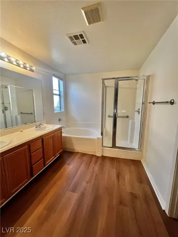 $2,045 | 10733 Esk Drive, Las Vegas, NV 89144