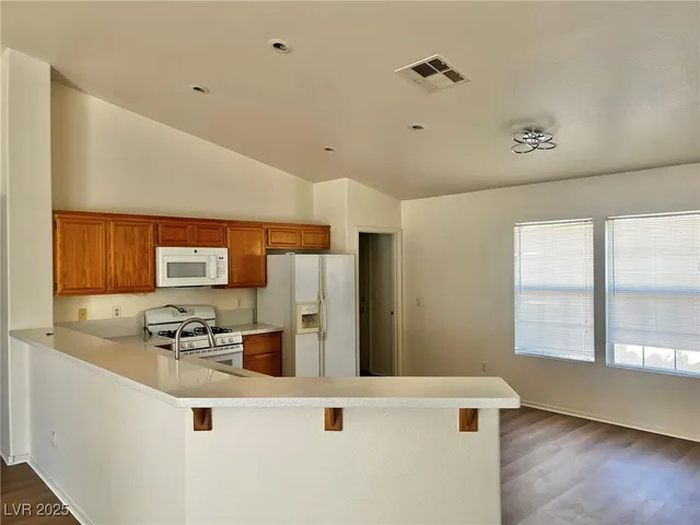 $2,045 | 10733 Esk Drive, Las Vegas, NV 89144