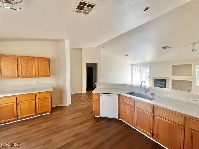 $2,045 | 10733 Esk Drive, Las Vegas, NV 89144