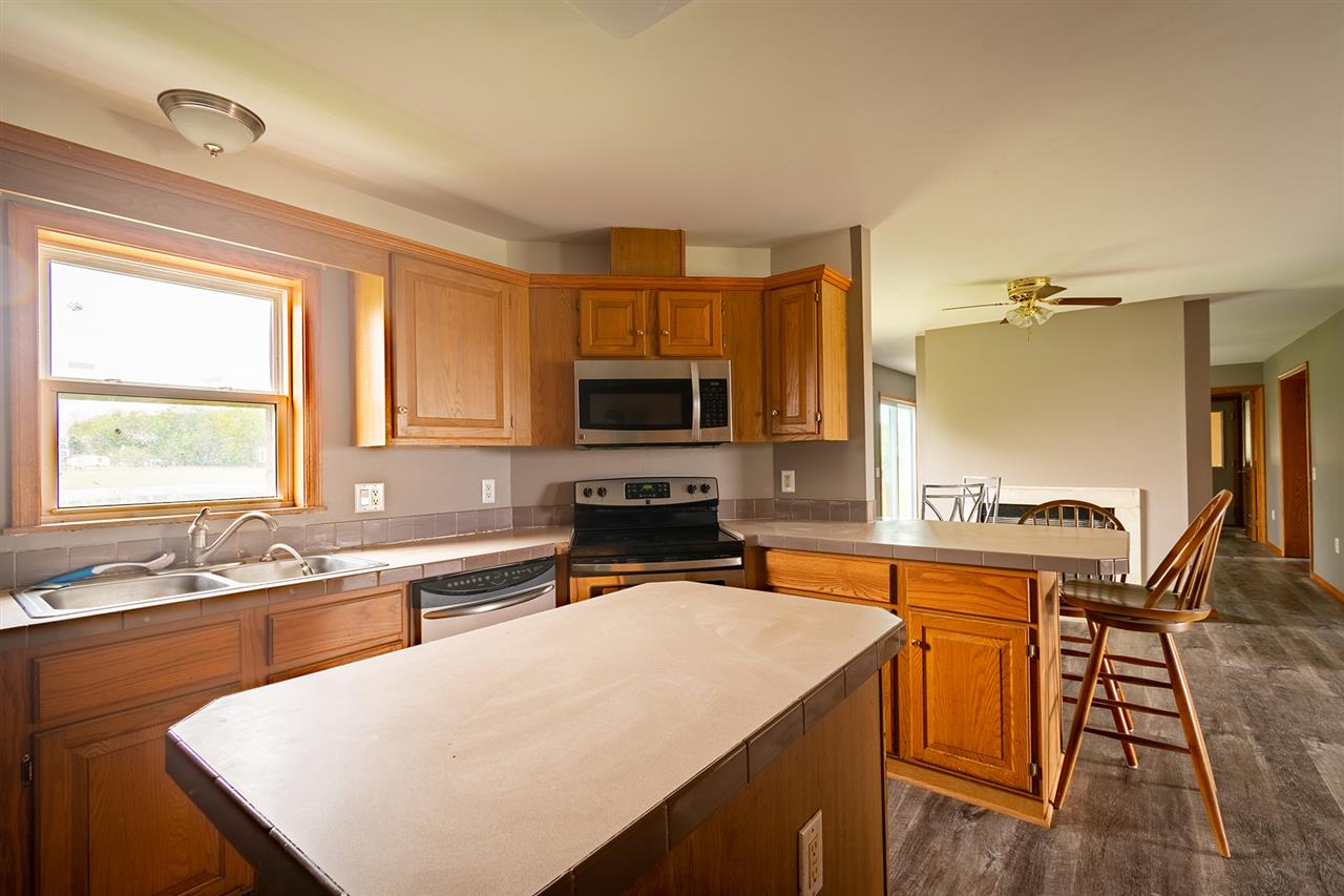 9992 South Green Road Shepherd, MI 48883 - Photo 4 of 39 1875334-3.JPG