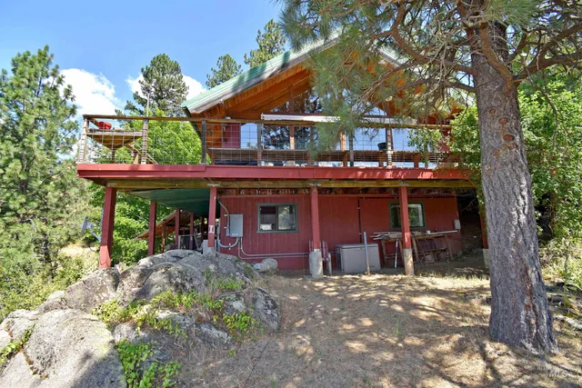 $489,000 | 1801 Old Peck Grade, Lenore, ID 83541