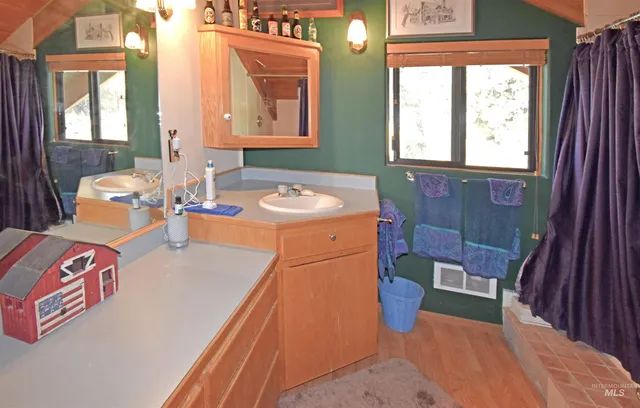 $489,000 | 1801 Old Peck Grade, Lenore, ID 83541