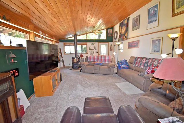 $489,000 | 1801 Old Peck Grade, Lenore, ID 83541