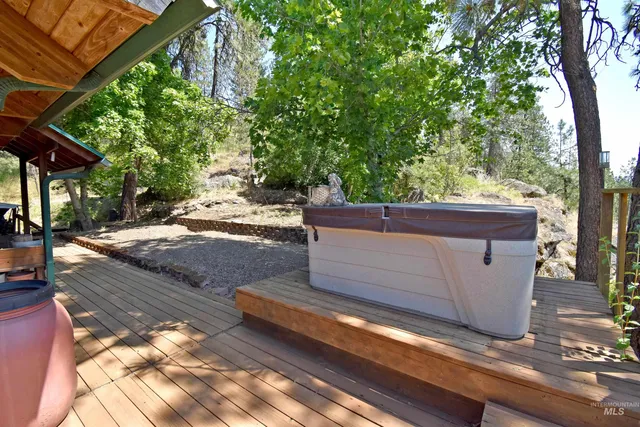 $489,000 | 1801 Old Peck Grade, Lenore, ID 83541