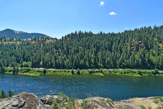 $489,000 | 1801 Old Peck Grade, Lenore, ID 83541