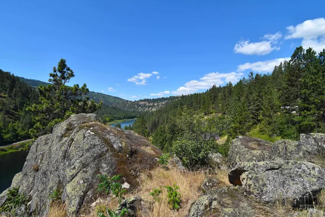 $489,000 | 1801 Old Peck Grade, Lenore, ID 83541