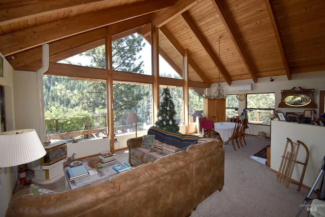 $489,000 | 1801 Old Peck Grade, Lenore, ID 83541