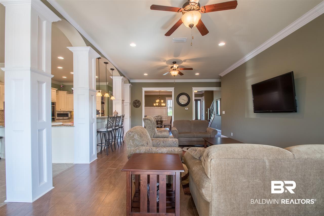 419 Surtees Street Fairhope, AL 36532 - Photo 13 of 49 Breakfast Bar