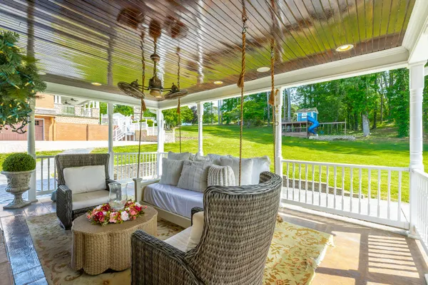 $400,000 | 133 County Road 206, Bridgeport, AL 35740