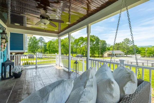 $400,000 | 133 County Road 206, Bridgeport, AL 35740