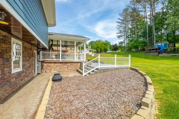 $400,000 | 133 County Road 206, Bridgeport, AL 35740