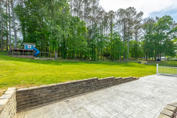 $400,000 | 133 County Road 206, Bridgeport, AL 35740