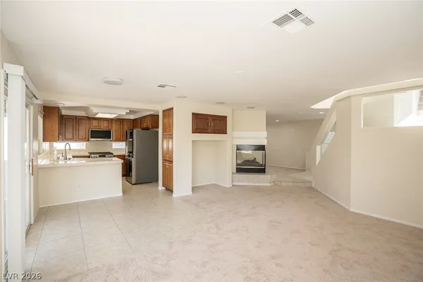 $2,390 | 9495 Lenox Crater Court, Las Vegas, NV 89148