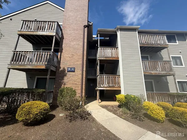 $1,800 | 1908 Ravens Crest Drive, Plainsboro, NJ 08536