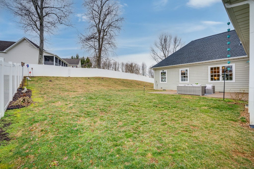 132 Hollyridge Road Glade Spring, VA 24340 - Photo 34 of 35 Gallery Image 34