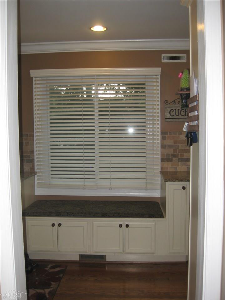1427 Sycamore Drive Rochester Hills, MI 48307 - Photo 14 of 24