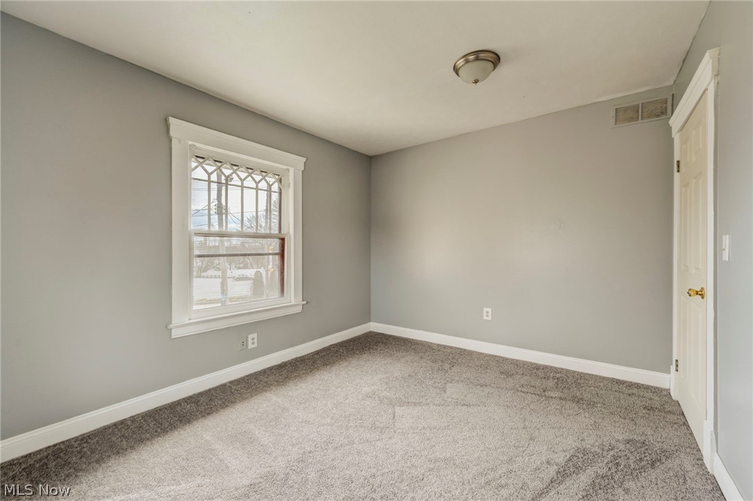 4432 Pearl Road Cleveland, OH 44109 - Photo 19 of 50