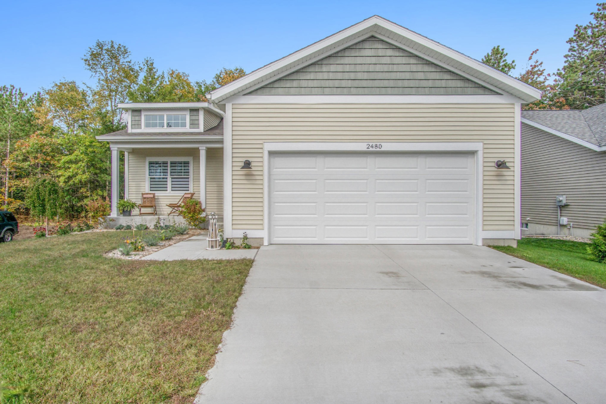 2480 Eagle Ridge Muskegon, MI 49444 - Photo 2 of 25 DSC08478
