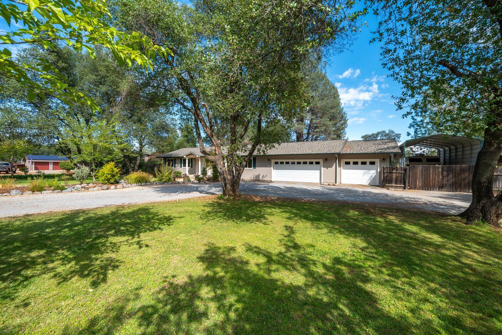 6185 Happy Valley Road Anderson, CA 96007 - Photo 1 of 59 jIbKzTDg