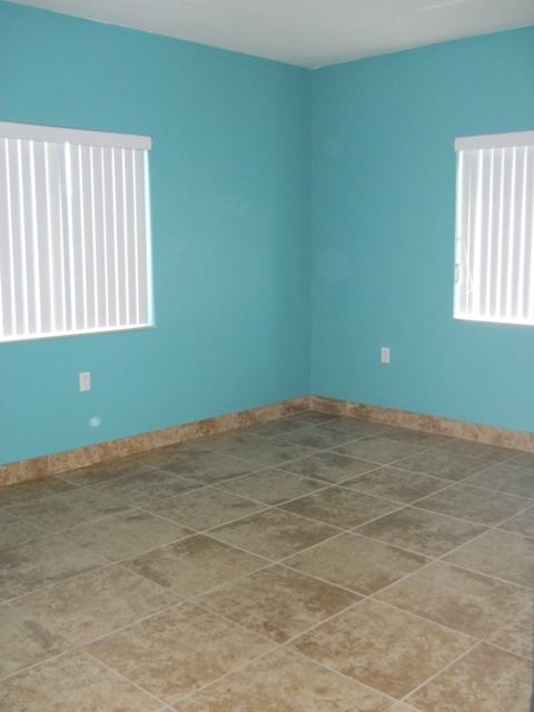 8 Pelican Road Key Largo, FL 33037 - Photo 11 of 17 Master Bedroom