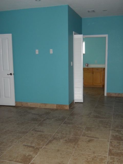 8 Pelican Road Key Largo, FL 33037 - Photo 12 of 17 Master Bedroom View 2