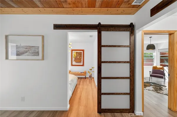 $1,499,888 | 261 North Oak Avenue, Pasadena, CA 91107