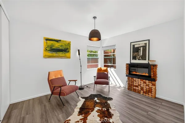$1,499,888 | 261 North Oak Avenue, Pasadena, CA 91107