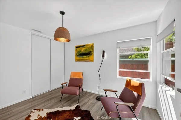 $1,499,888 | 261 North Oak Avenue, Pasadena, CA 91107