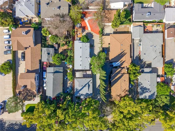 $1,499,888 | 261 North Oak Avenue, Pasadena, CA 91107